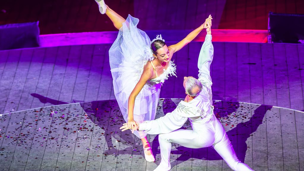 Nhiều loại hình nghệ thuật biểu diễn tại Đà Nẵng Downtown