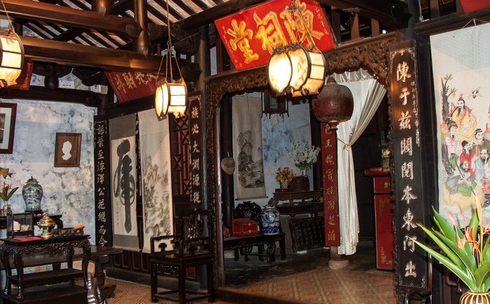 Nhiều cổ vật giá trị được lưu giữ ở nhà thờ tộc Trần