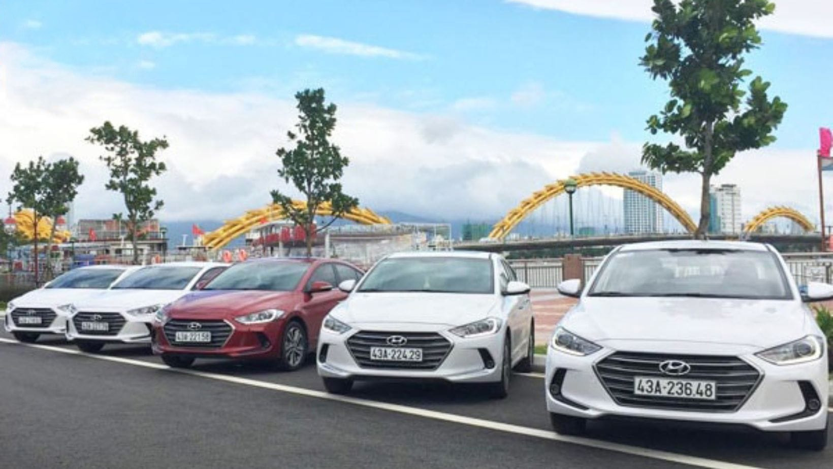 thuê xe tự lái Đà Nẵng