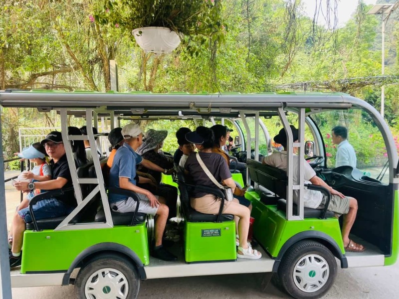 Tham quan Hội quán Phúc Kiến theo tour công ty